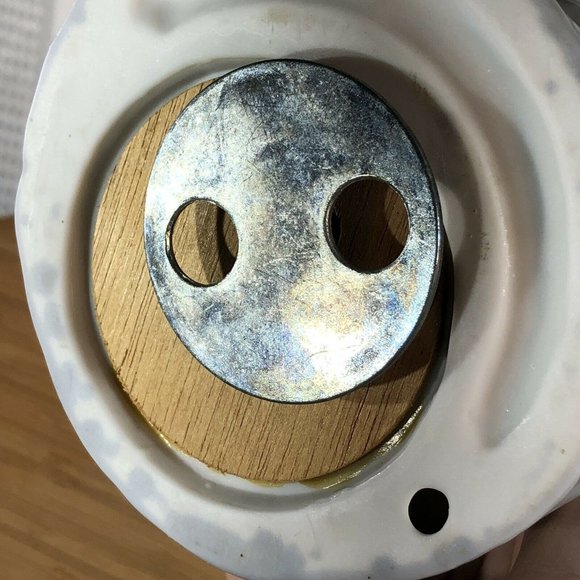 VINTAGE 1970’s SWAN LAKE Musical Rotating Porcelain FIGURINE Japan GLOBAL ART - Picture 5 of 11